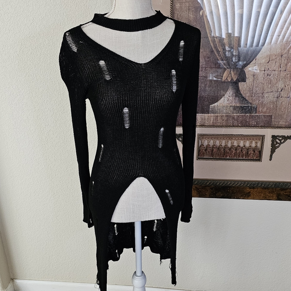 Chic Black Distressed Knit Dress/Top